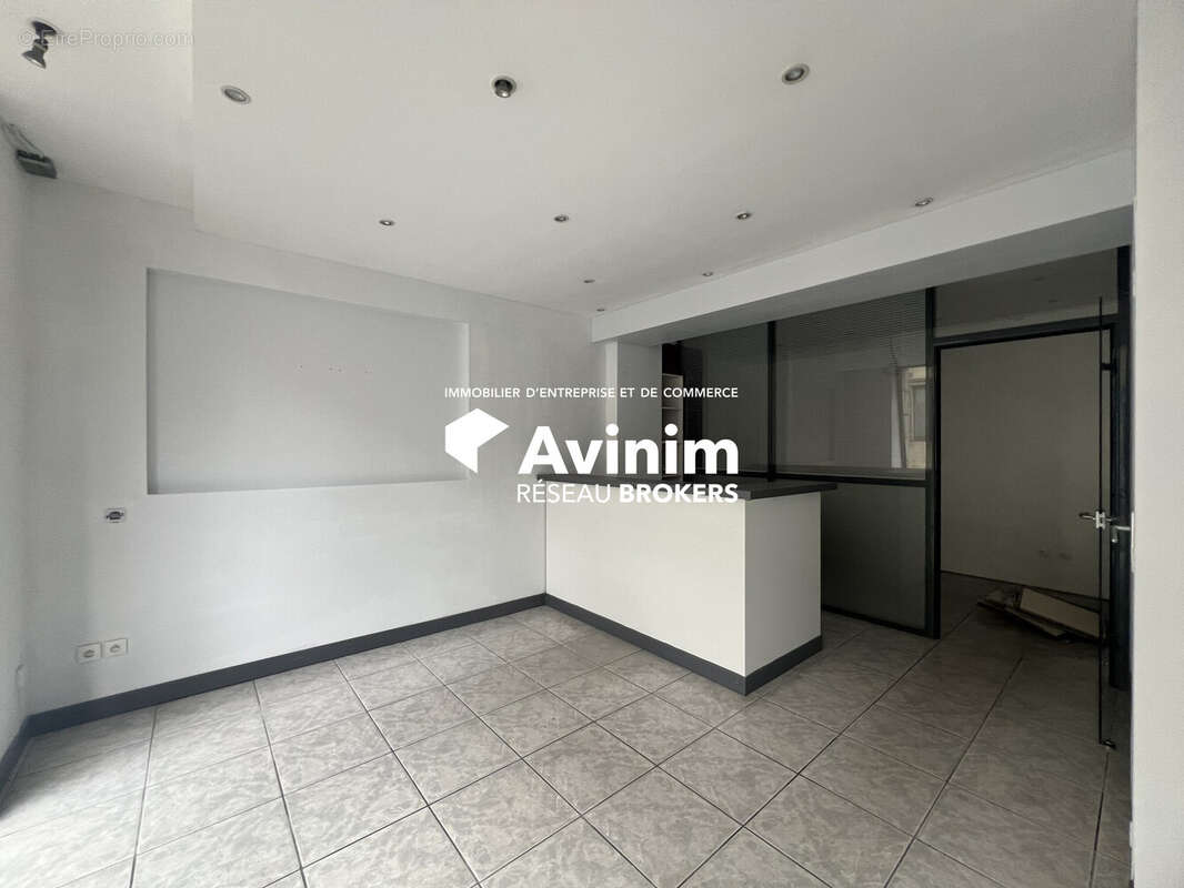 Commerce à SAINT-CHERON