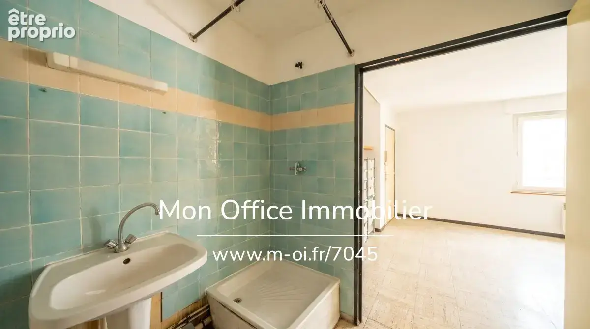 Référence : 7045-CGO - Appartement T1 - Secteur St Jérôme - photo 7
