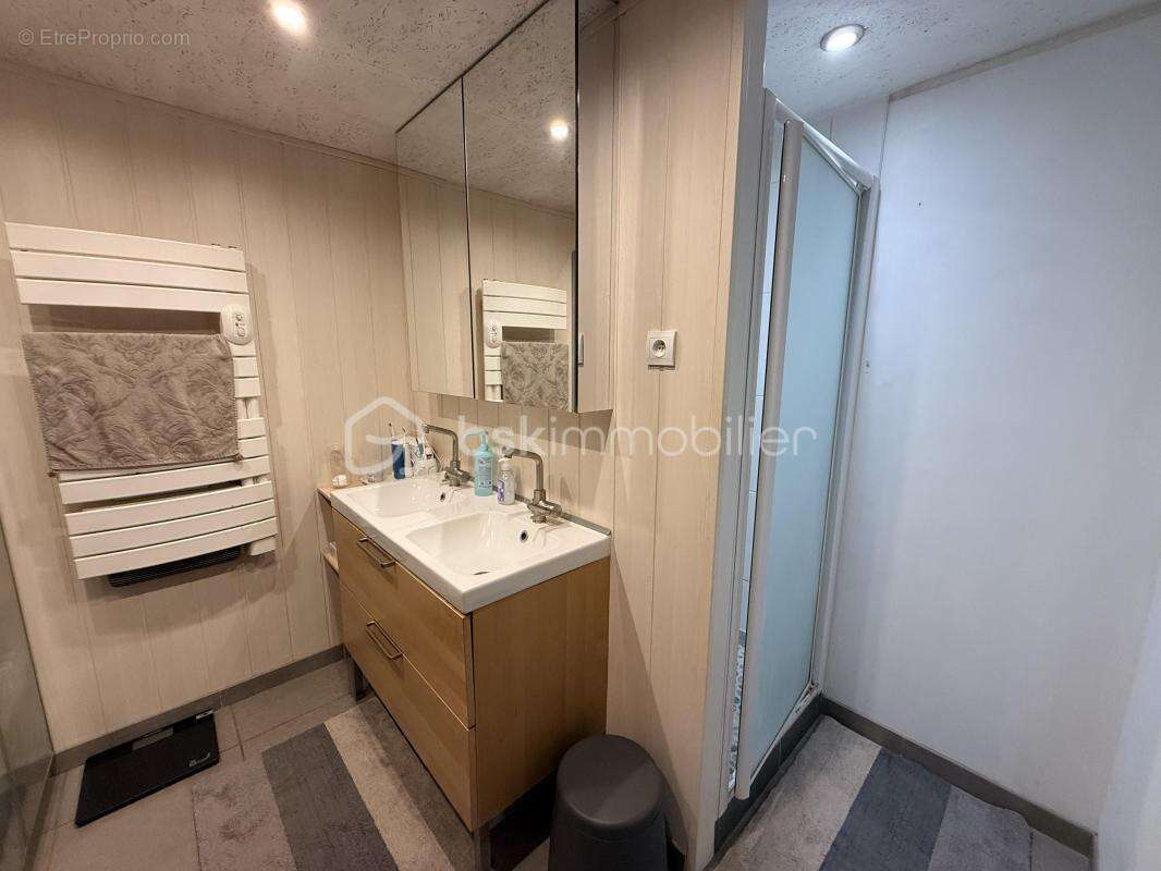 Appartement à LOUPIAN