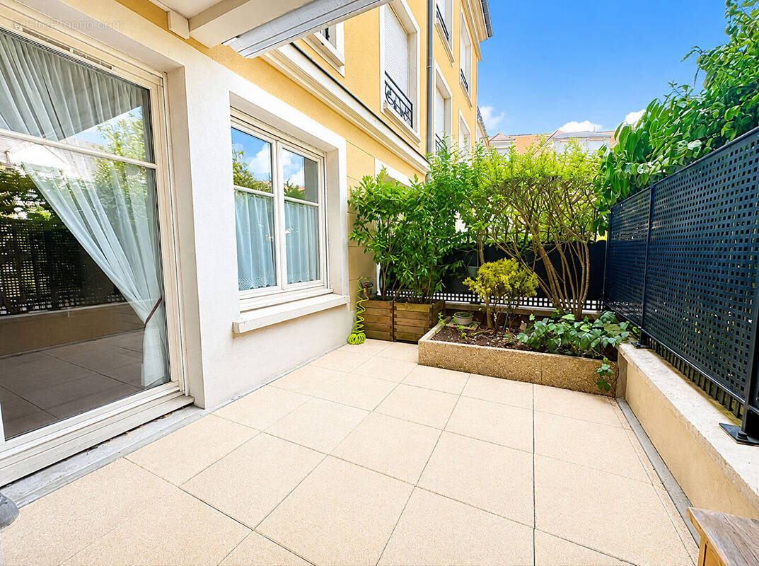 Appartement à VERRIERES-LE-BUISSON