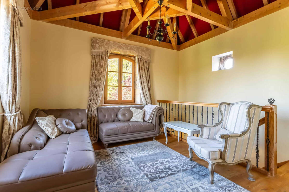 Propriété de campagne avec, piscine et dépendances - photo 37