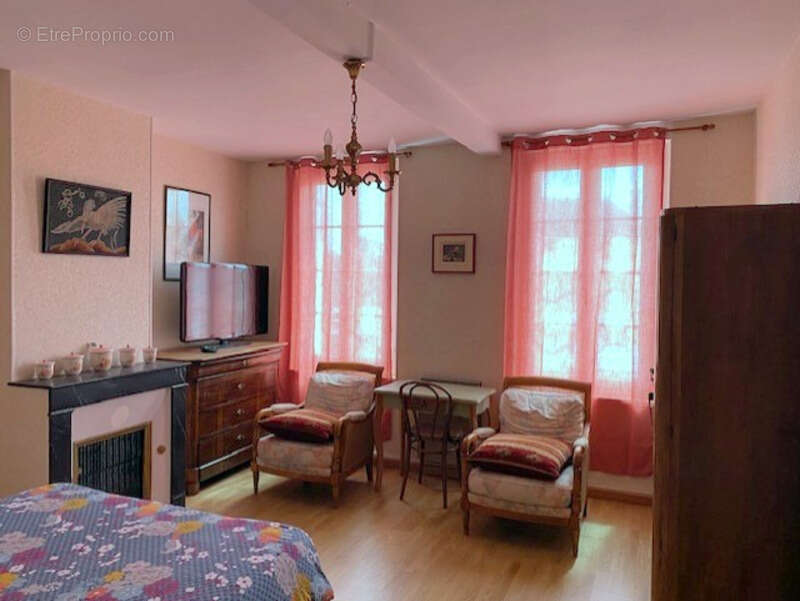 Maison à BUSSY-EN-OTHE