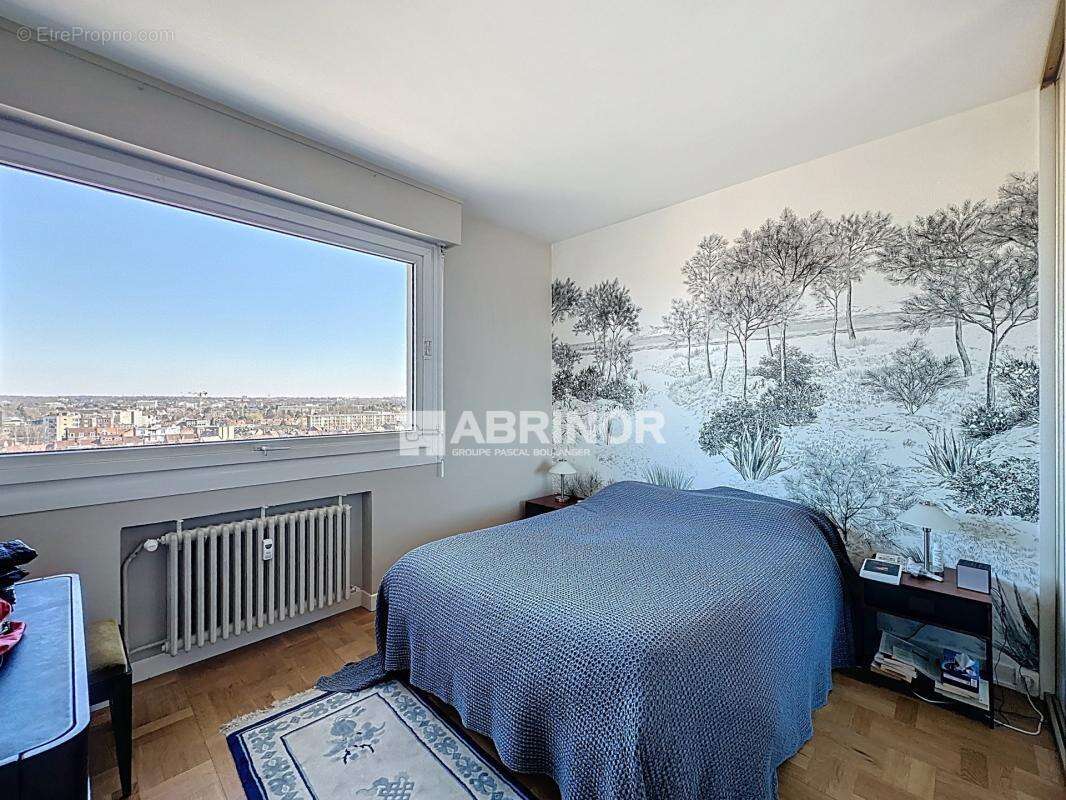 Dernier etage - duplex - 3 chambres, bureau - terrasse - garage 2 voitures- vue exceptionnelle - cave - photo 12