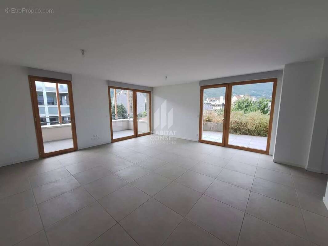Appartement à GRENOBLE