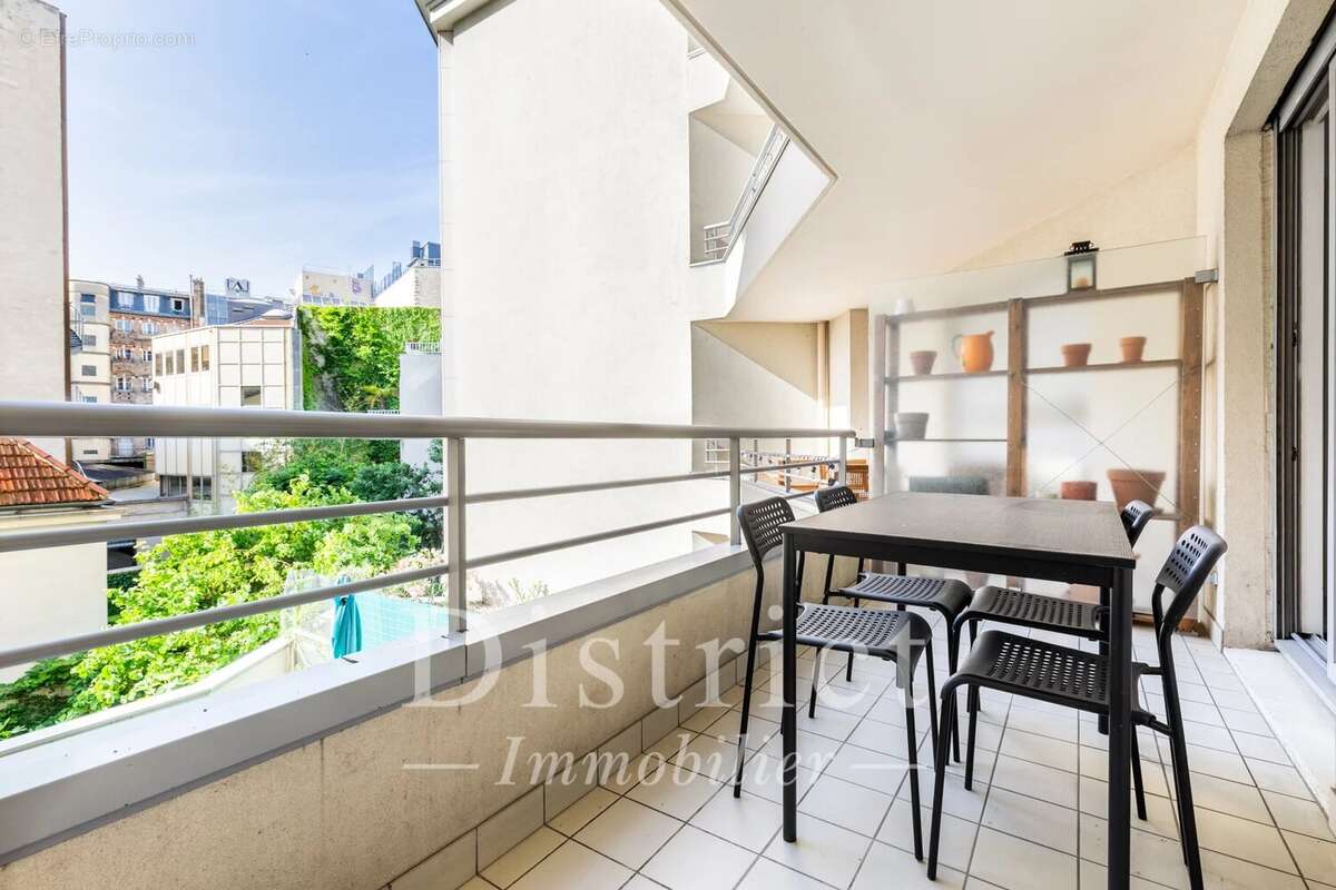 Appartement à PARIS-12E