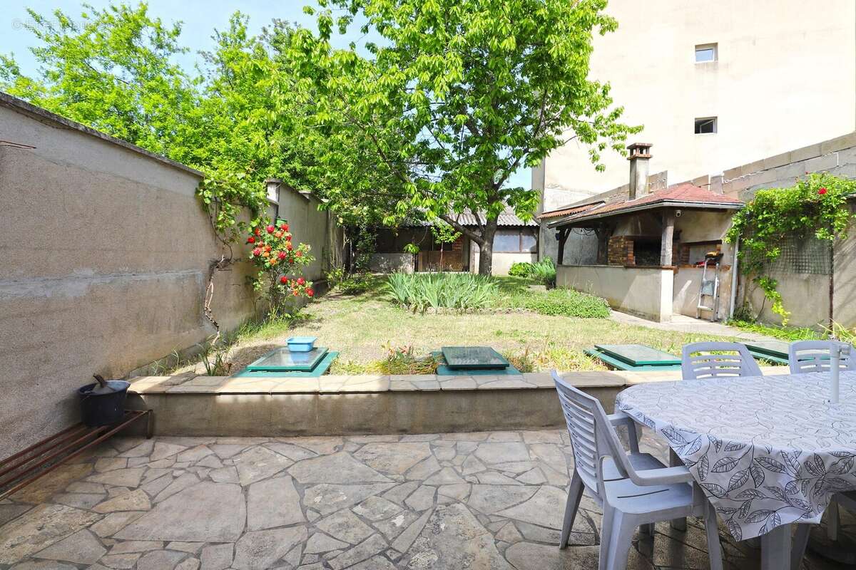 Maison à MONTREUIL
