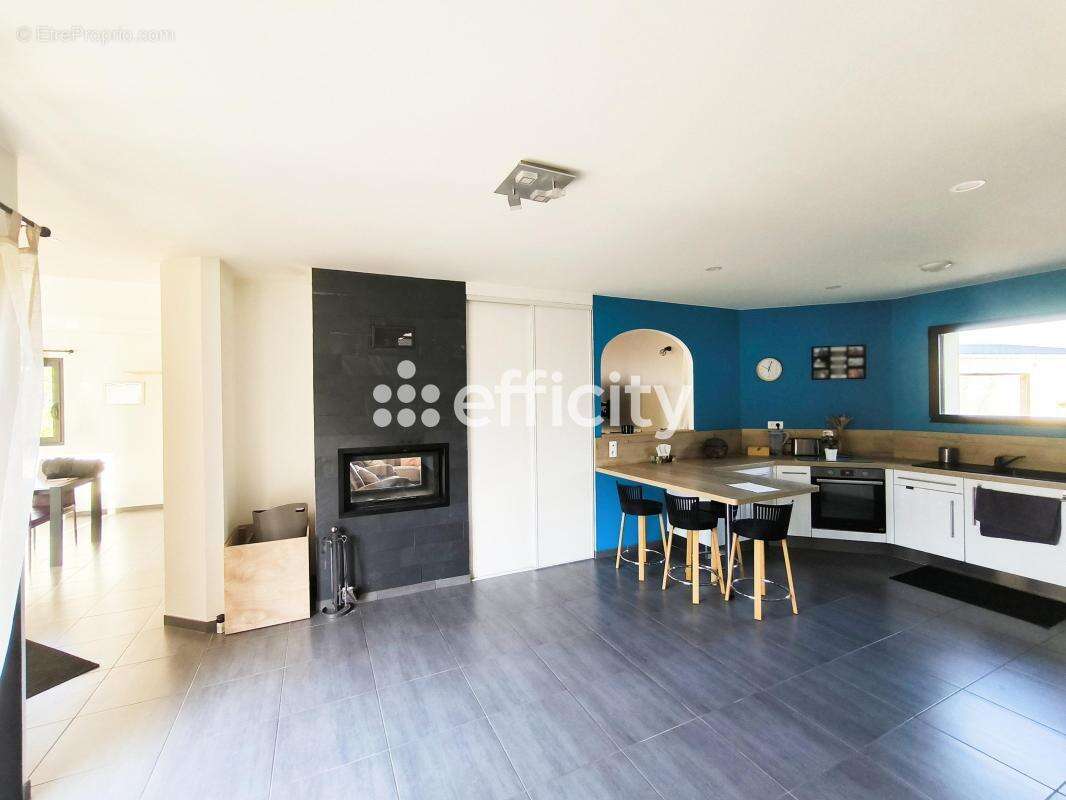 Maison à VILLEDIEU-LES-POELES