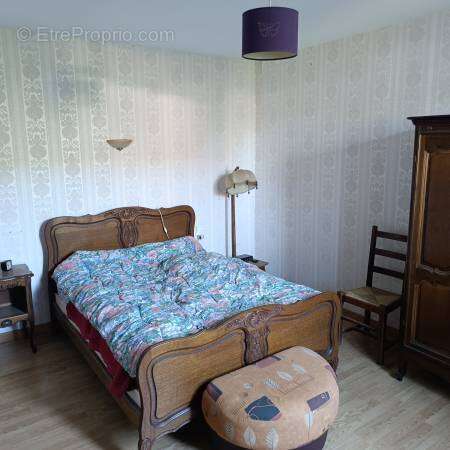 1 n°8 - Maison à VALINES