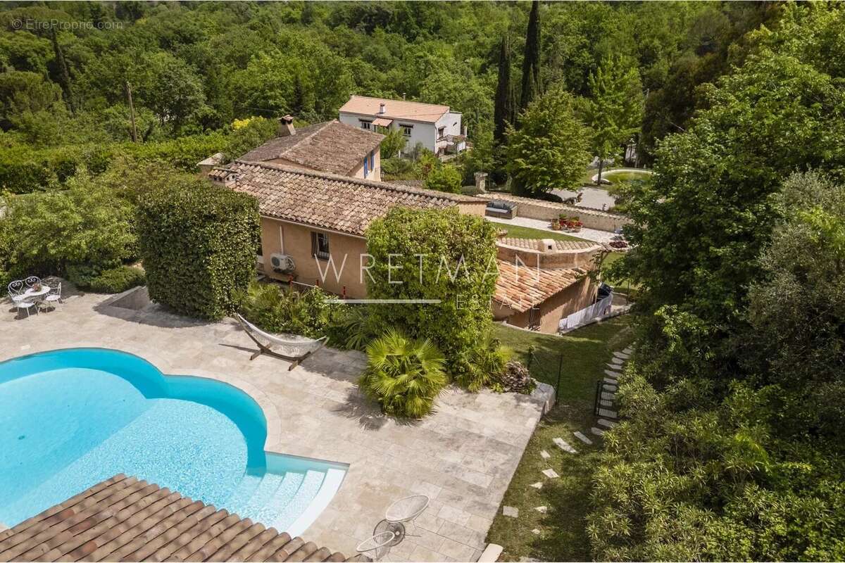 Maison à LE BAR-SUR-LOUP