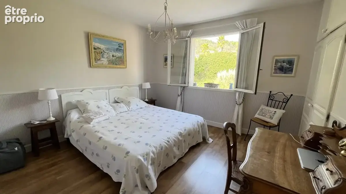 Tourrettes, villa de plain-pied, studio indépendant, piscine. - photo 9