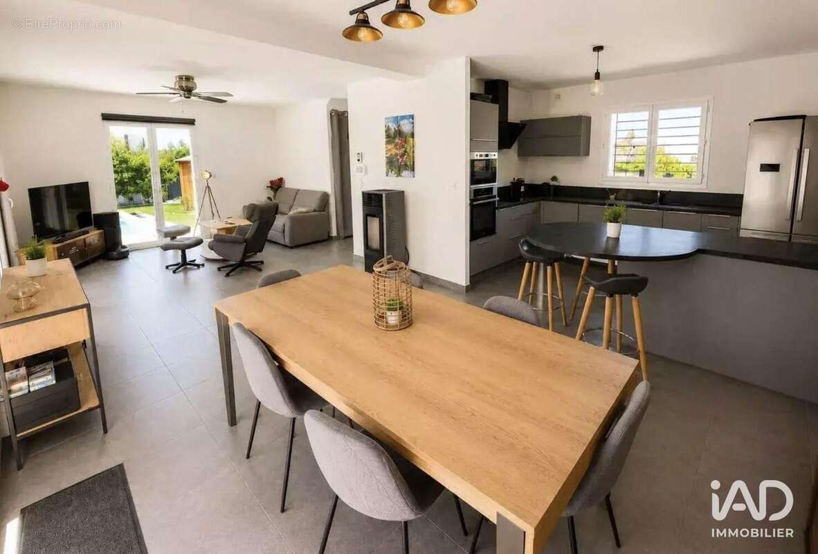 Maison 97 m² à Puget-Sur-Argens  - photo 7