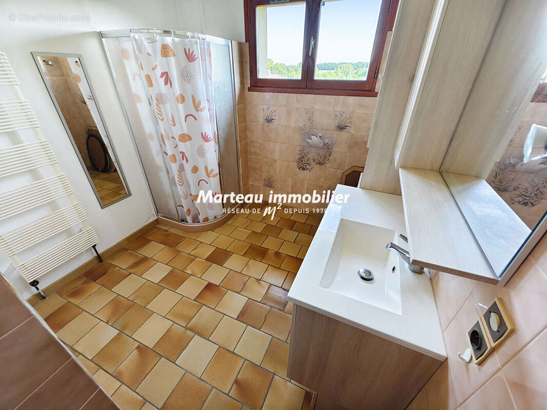 Maison à CHAPELLE-GUILLAUME