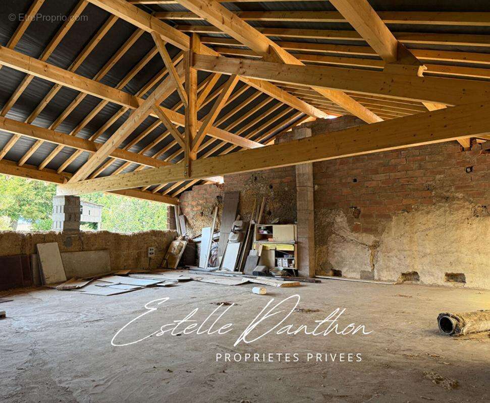 Maison avec appartement et grande dépendance aménageable - photo 15