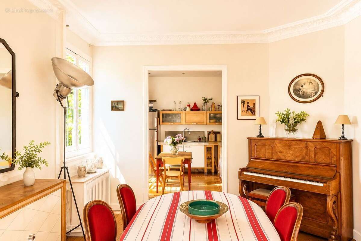 Maison 200 m² à Chennevieres-Sur-Marne  - photo 6