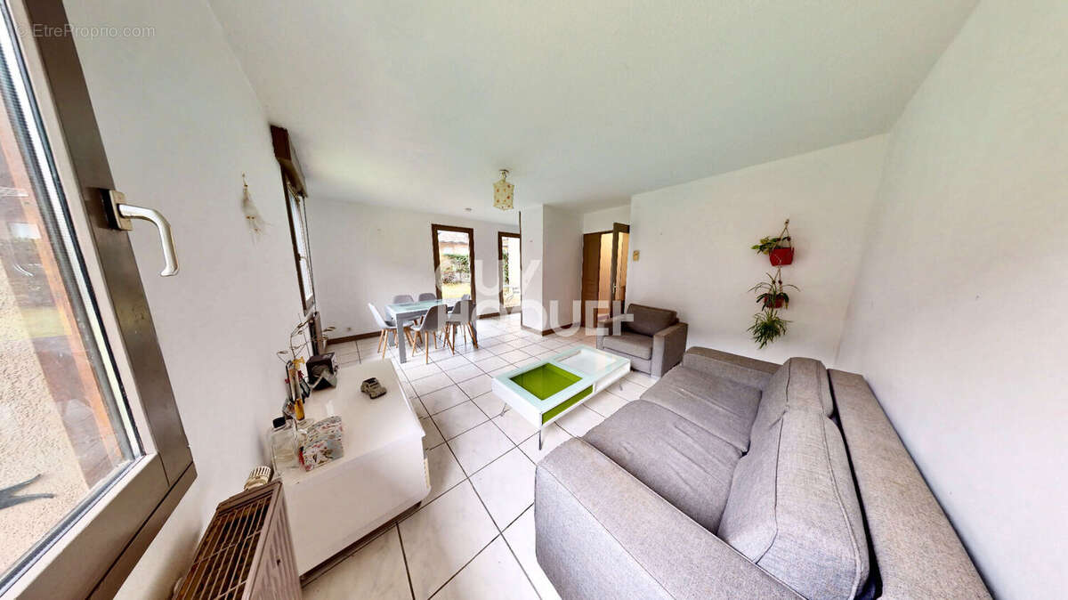 Appartement à SEVRIER