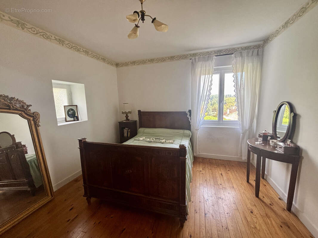 Maison à LES VILLETTES