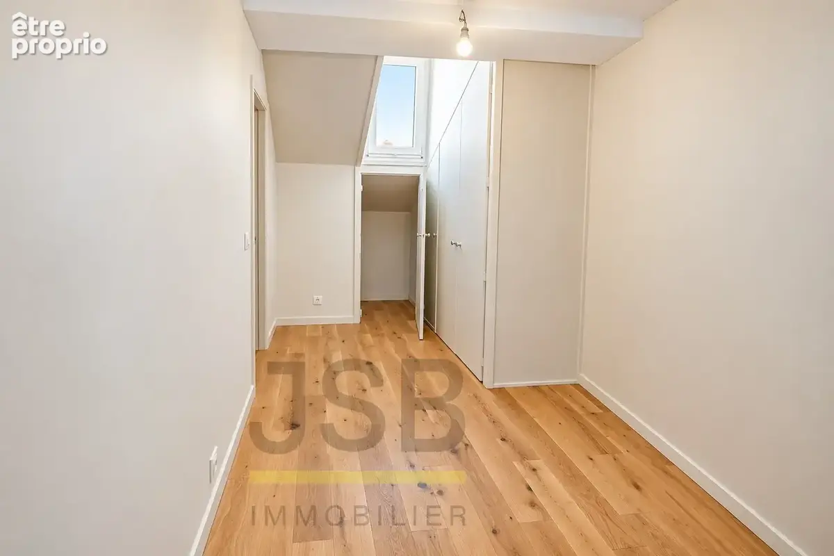 75002 Paris   Le Sentier  2 pièces rénové de 28 m2 au 4eme sous les toits. - photo 7