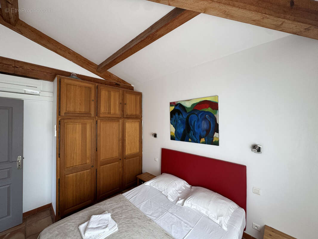 Une villa piscine accès plage à quelques mètres - photo 11