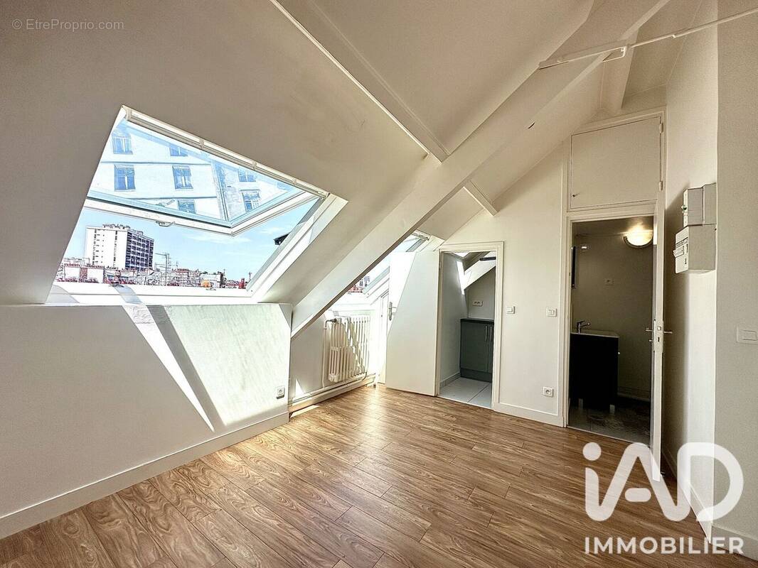 Photo 1 - Appartement à PARIS-17E
