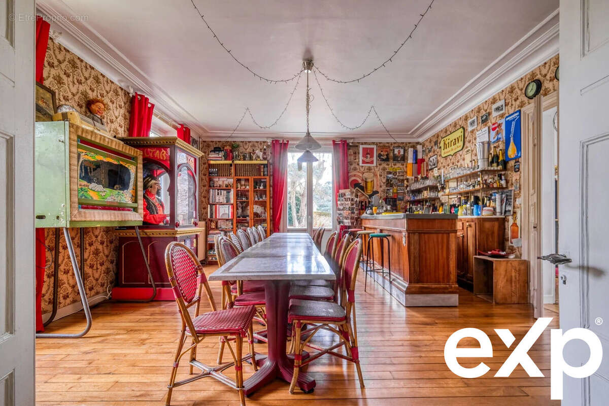 Maison à SAINT-LEU-D'ESSERENT