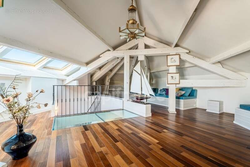 Maison à MARSEILLE-7E