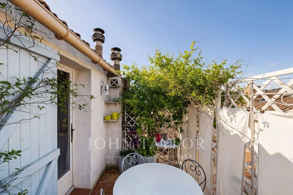 Appartement à AIX-EN-PROVENCE