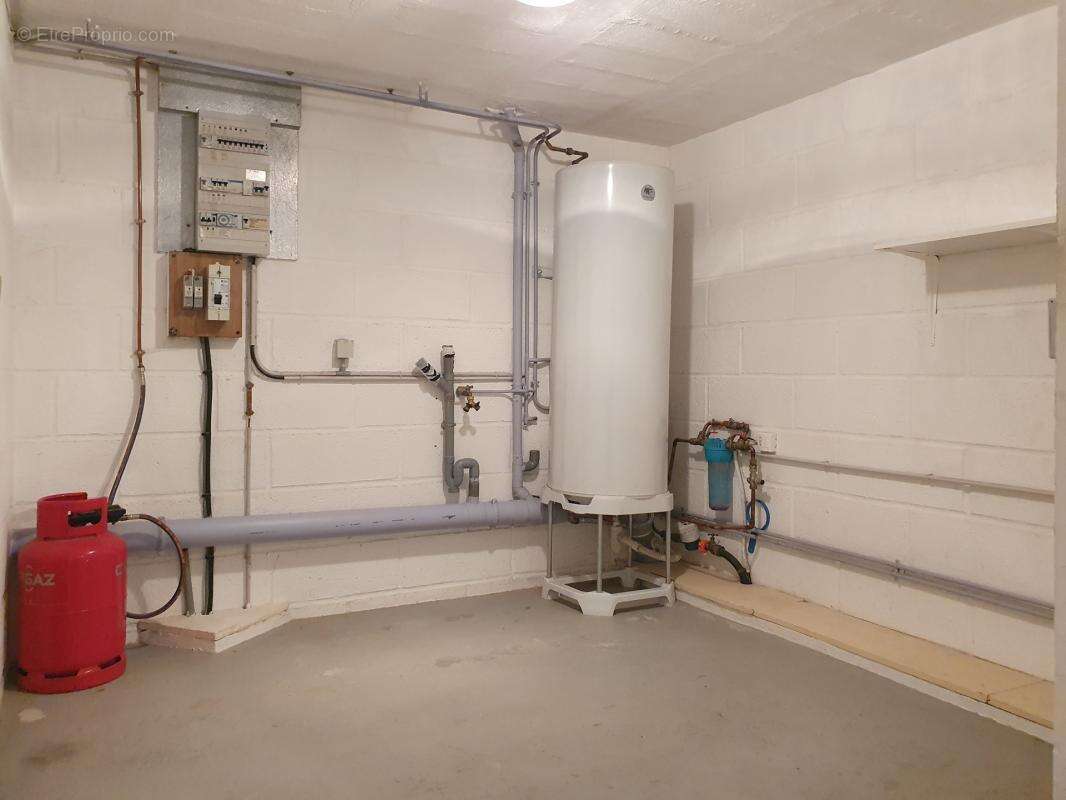 Maison à VILLEMANOCHE