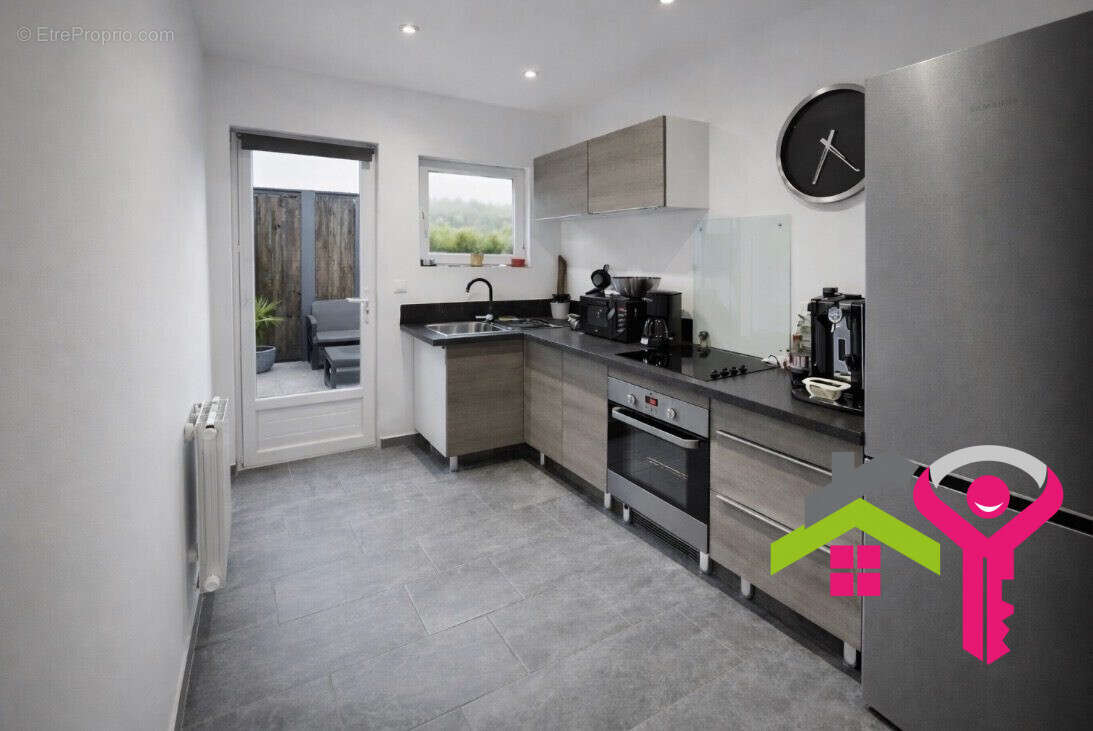 Maison à DOUCHY-LES-MINES