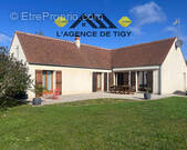 Maison à NEUVY-EN-SULLIAS