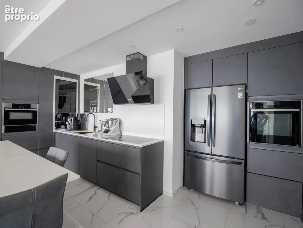 Appartement 104 m² à Evian-Les-Bains  - photo 4