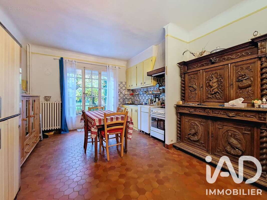 Maison 145 m² à Dammarie-Les-Lys  - photo 4