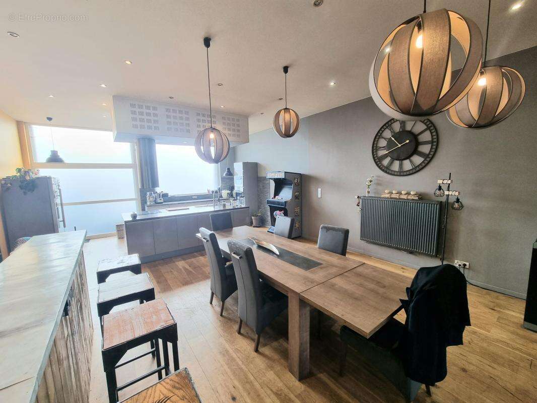 Loft, 3 chambres, hypercentre - photo 2