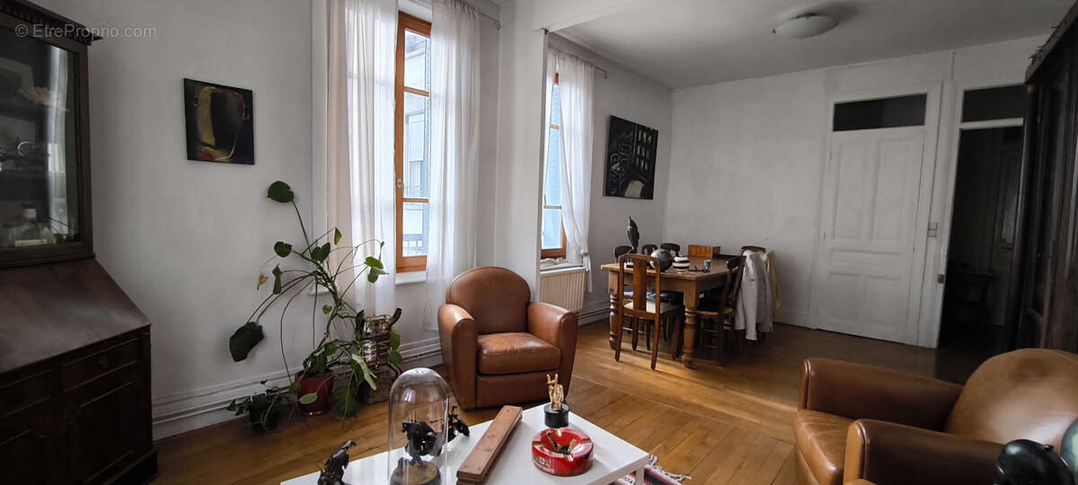 Appartement à LYON-3E