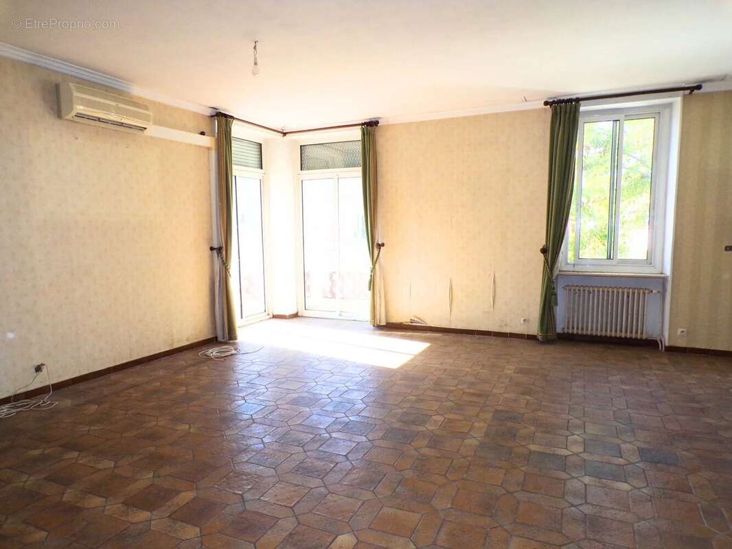 Maison à LA REDORTE