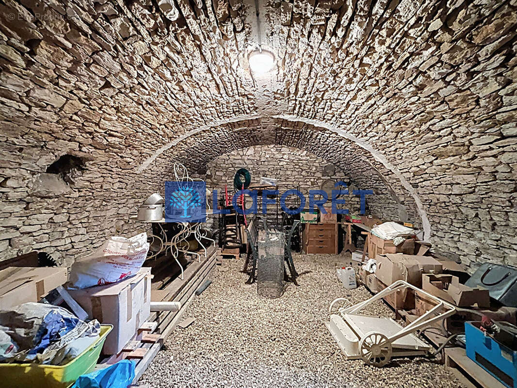 Maison à JUMEAUVILLE