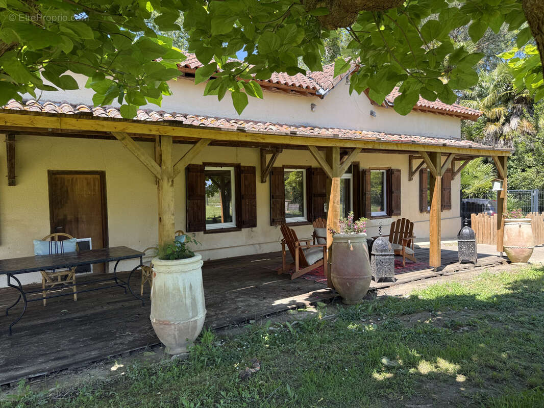 Maison à EAUZE