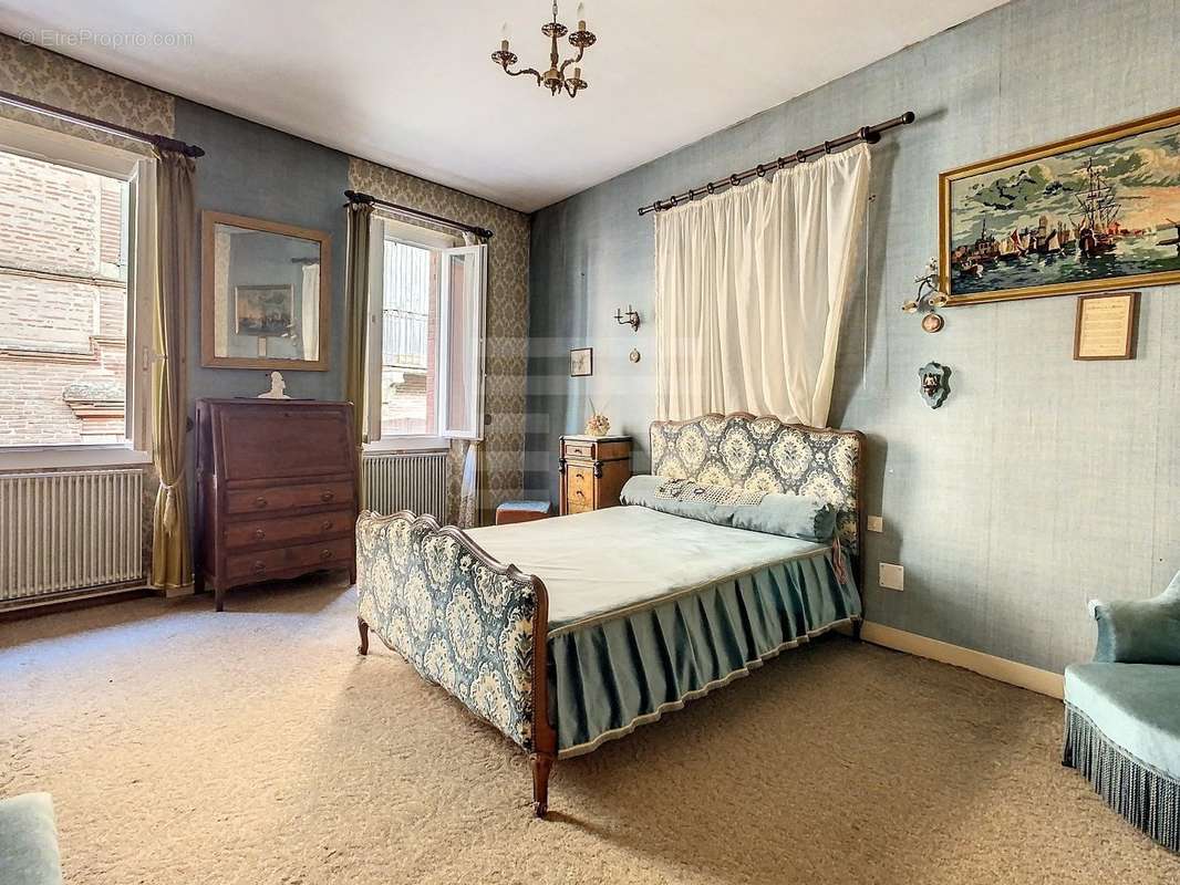 Maison à LISLE-SUR-TARN