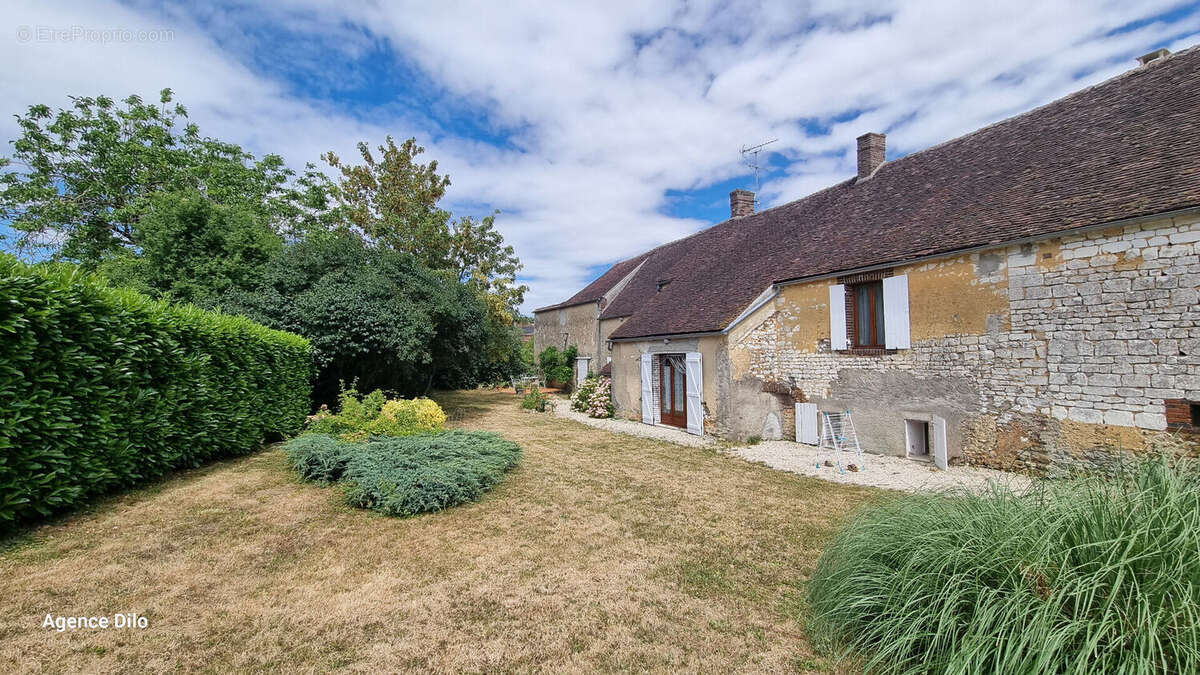 Maison 130 m2, trés bien entretenue - photo 9