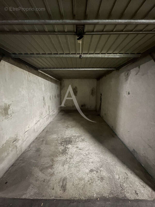 EXCLUSIVITE L'Adresse Garage fermé à vendre - photo 5