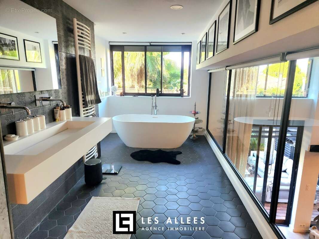 Appartement à SAINT-REMY-DE-PROVENCE