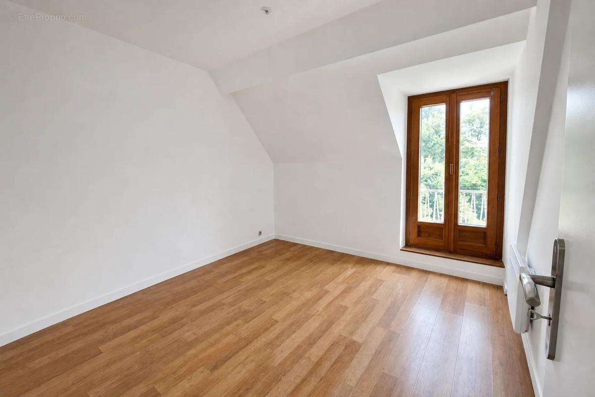 Maison de 5 pièces de 99 m² à Bourdenay - photo 7