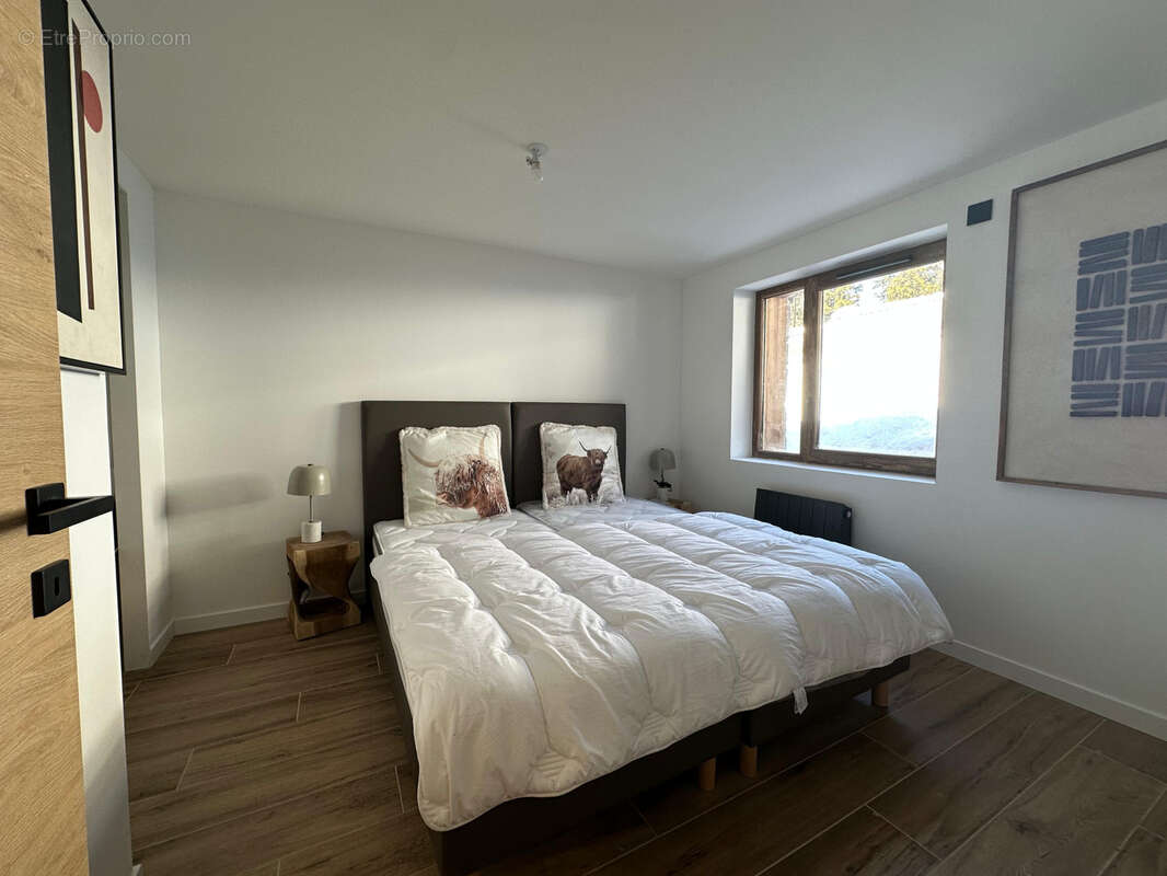 Appartement à LA PERRIERE