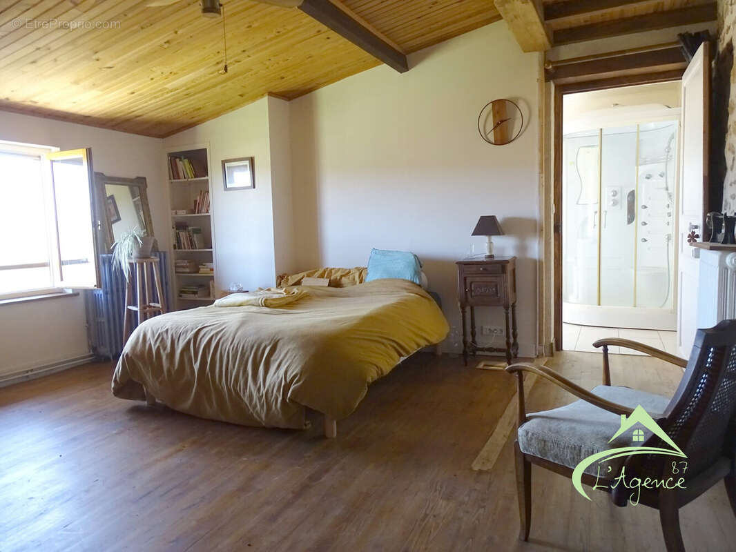 Maison à ROCHECHOUART