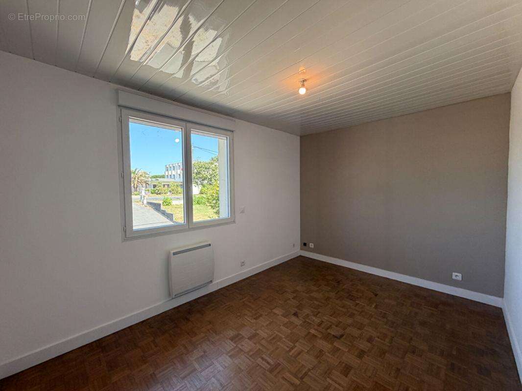 Maison Blaye 4 pièce(s) 120 m2 - photo 8