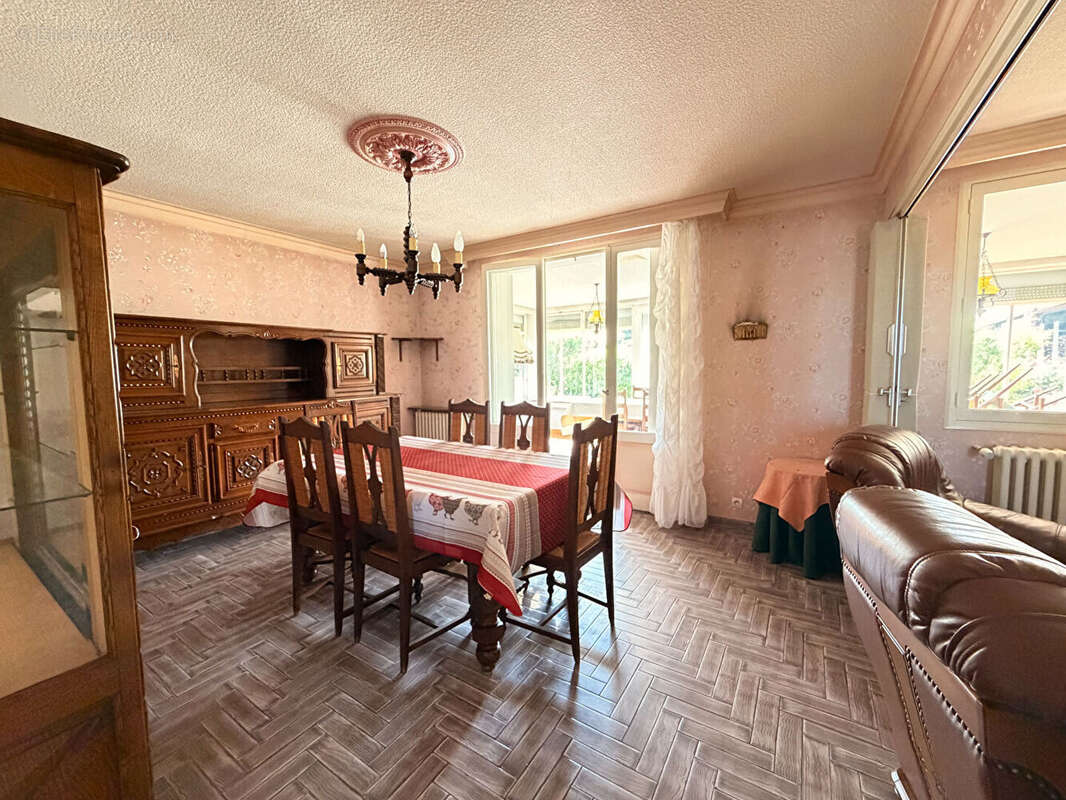 Maison à ESCOUSSENS