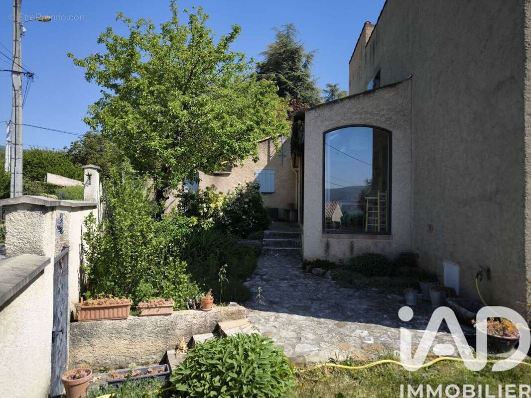 Photo 2 - Maison à SAINT-ETIENNE-LES-ORGUES