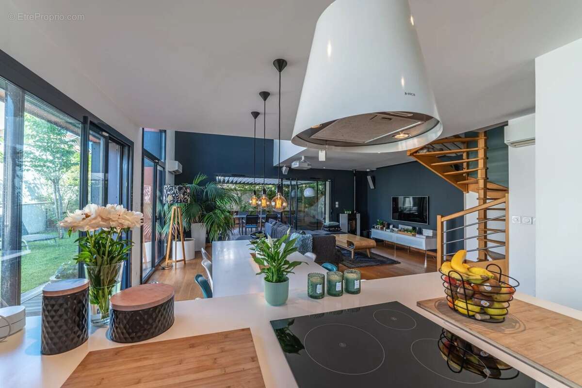 Appartement à LYON-9E