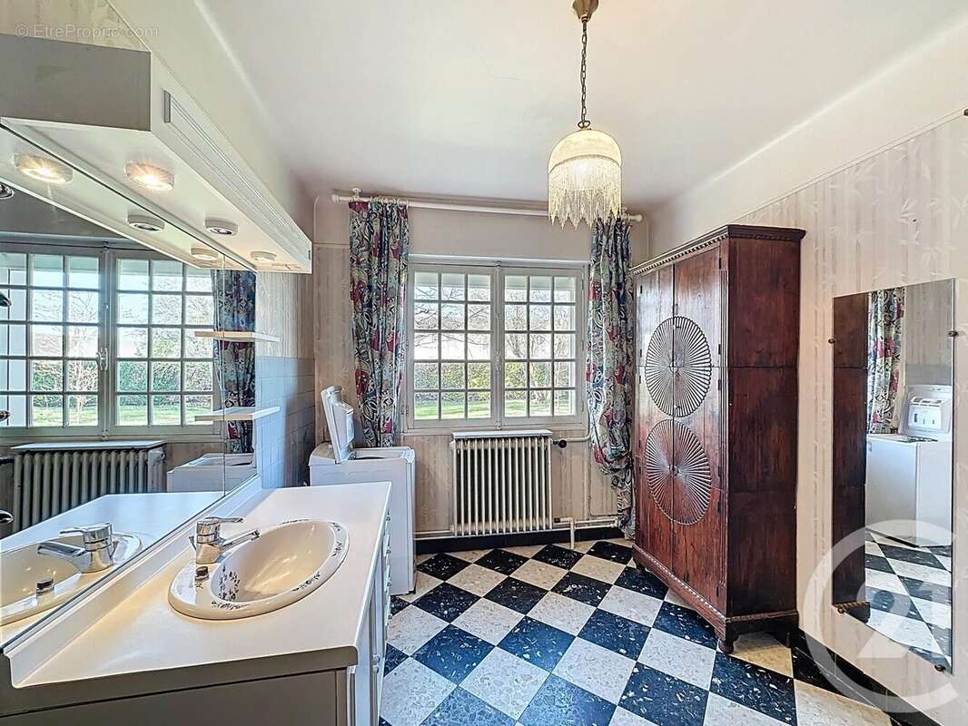 Maison à LA FERTE-SAINT-AUBIN