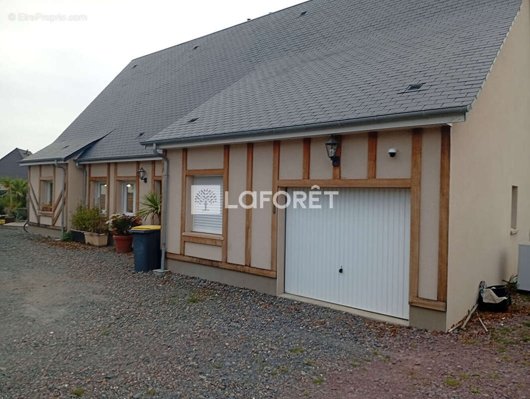 Maison à CRICQUEVILLE-EN-AUGE