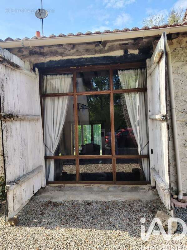 Photo 2 - Maison à CHAILLAC-SUR-VIENNE